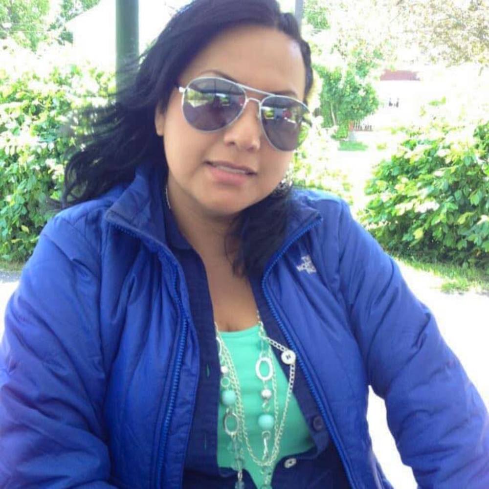 Meet your Posher, Adri